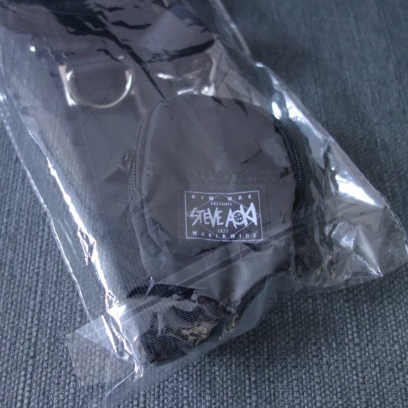Dim Mak presents Steve Aoki 2023 Worldwide Air Pods Case and iPhone Case *NEW* - Picture 3 of 12